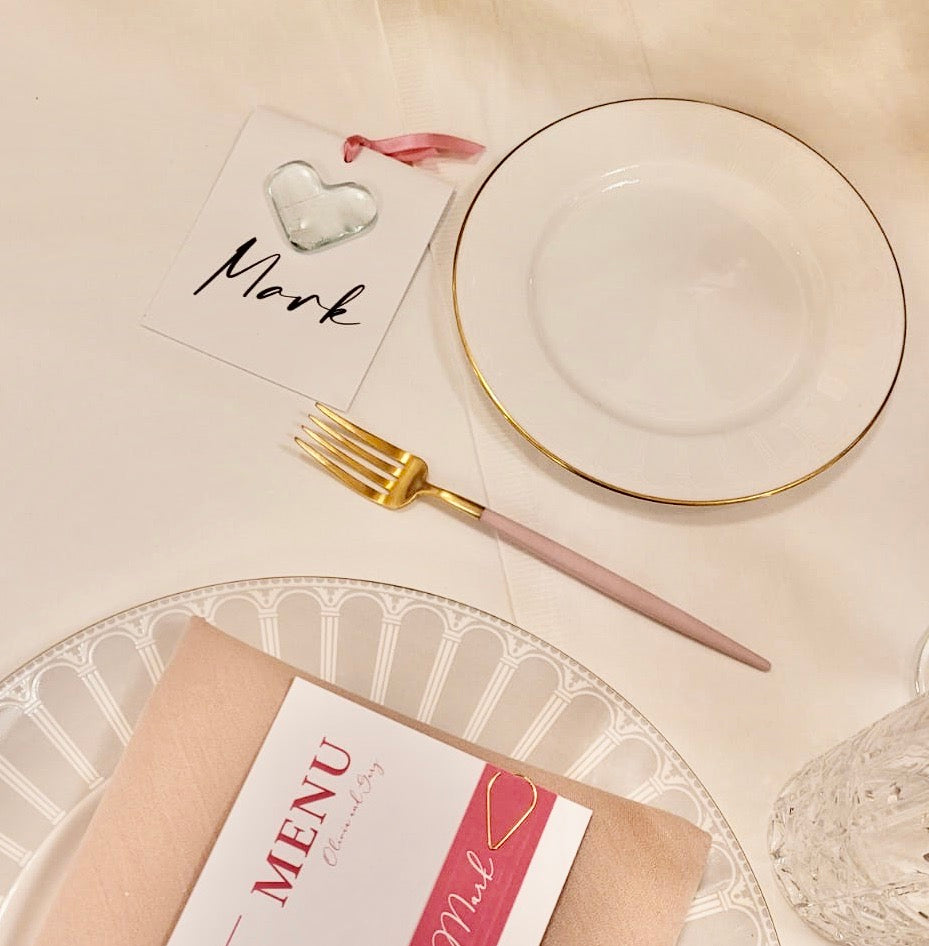 Custom Table settings That double as wedding favours!
