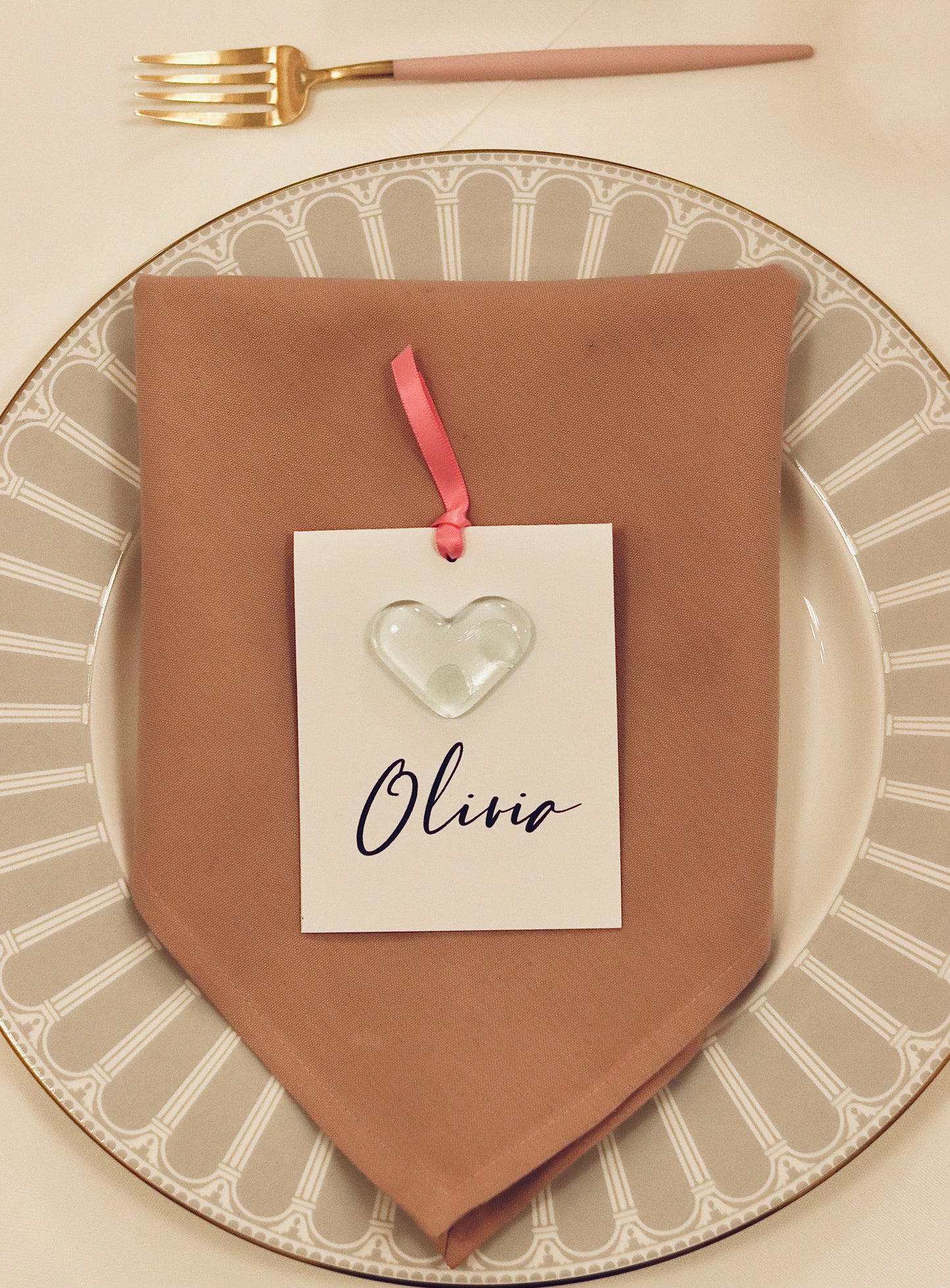 Custom Table settings That double as wedding favours!